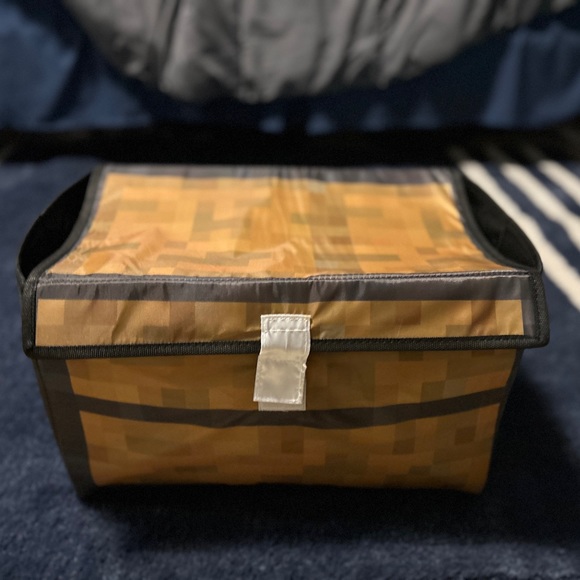 Minecraft collapsable bin - Picture 2 of 2